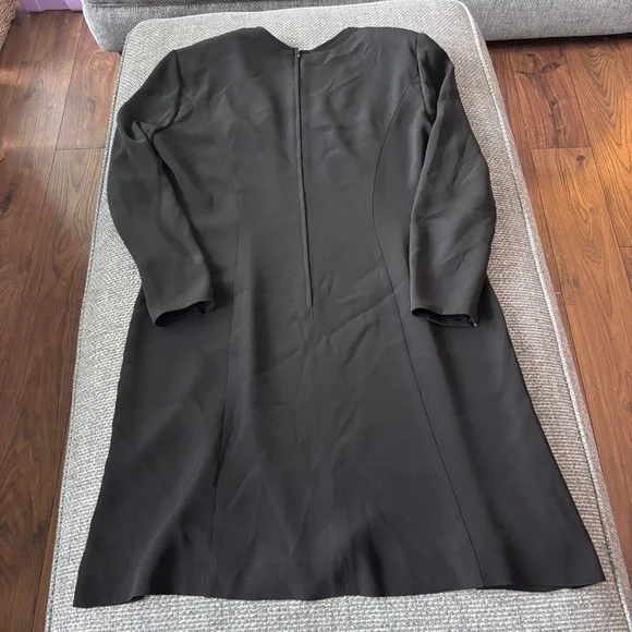 Giorgio Armani — Le Collezioni Vintage Black Long Sleeve Scoop Neck Dress Sz 14